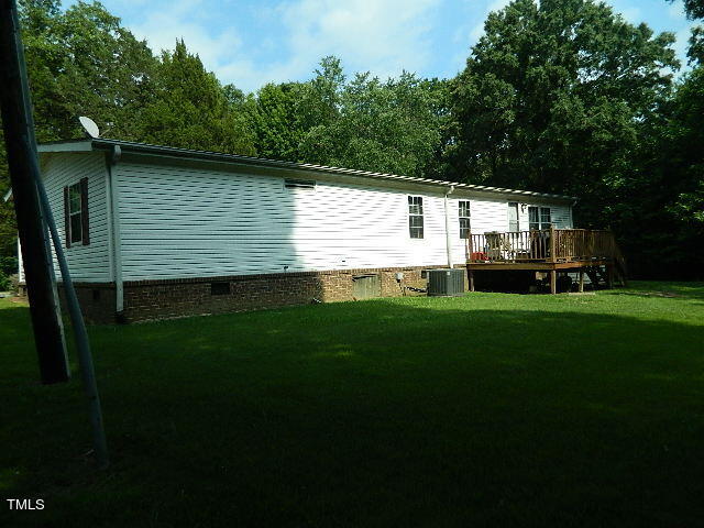 Photo 4 of 26 of 2531 Nc 87 mobile home