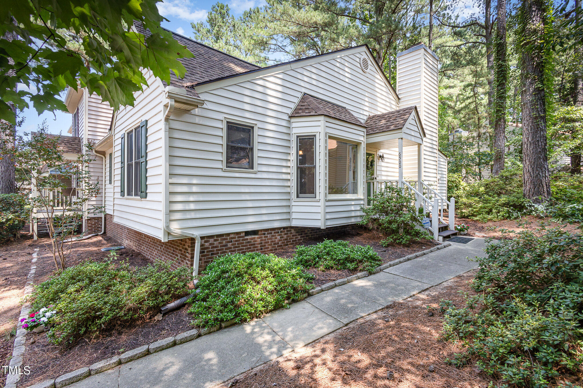 Photo 1 of 21 of 6500 Hearthstone Drive townhome