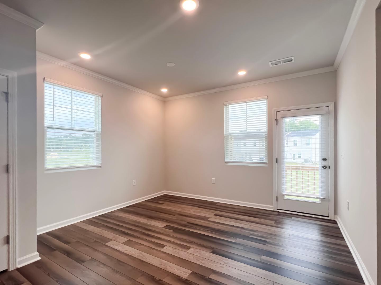 Photo 6 of 31 of 2721 Chert Lane townhome