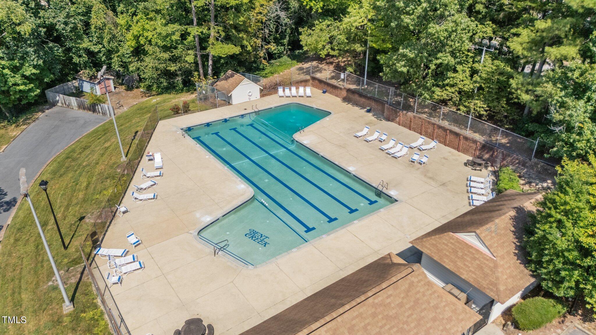 Photo 6 of 28 of 6548 English Oaks Drive townhome