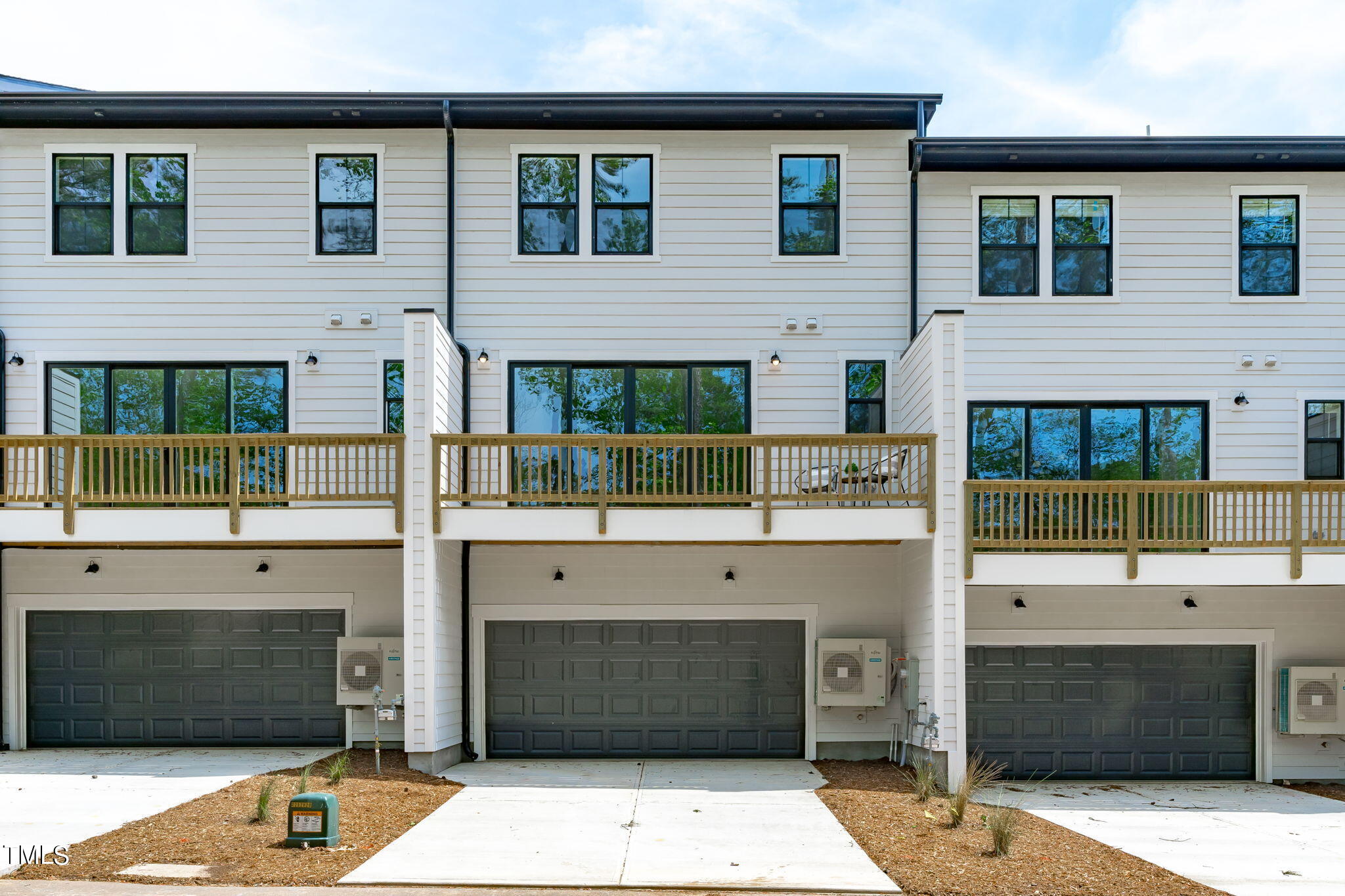 Photo 31 of 51 of 6402 Tanner Oak Lane townhome