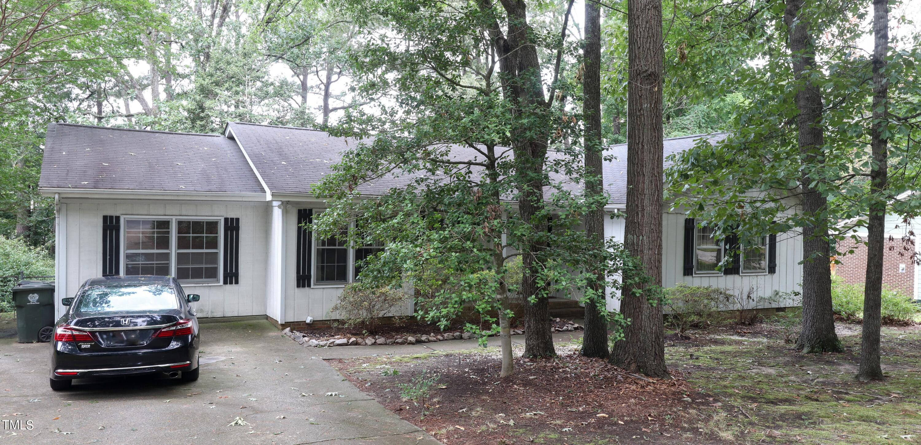 Photo 1 of 18 of 2401 Folger Street Street house