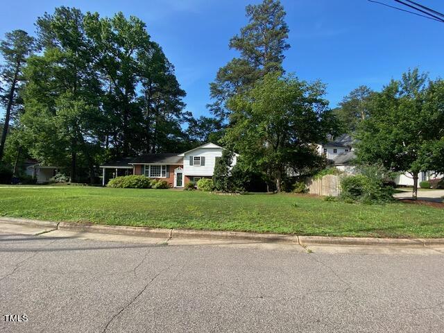 Photo 3 of 3 of 4907 Yadkin Drive house