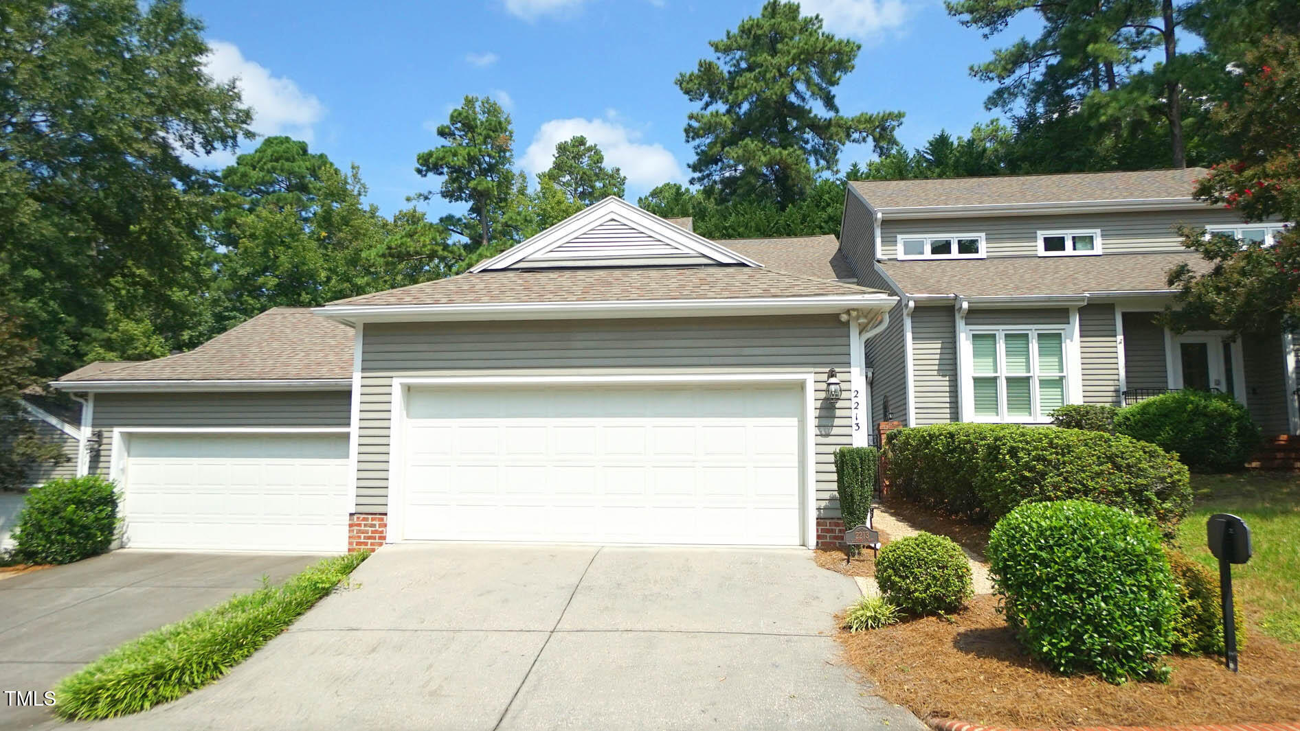 Photo 1 of 28 of 2213 Landings Way townhome