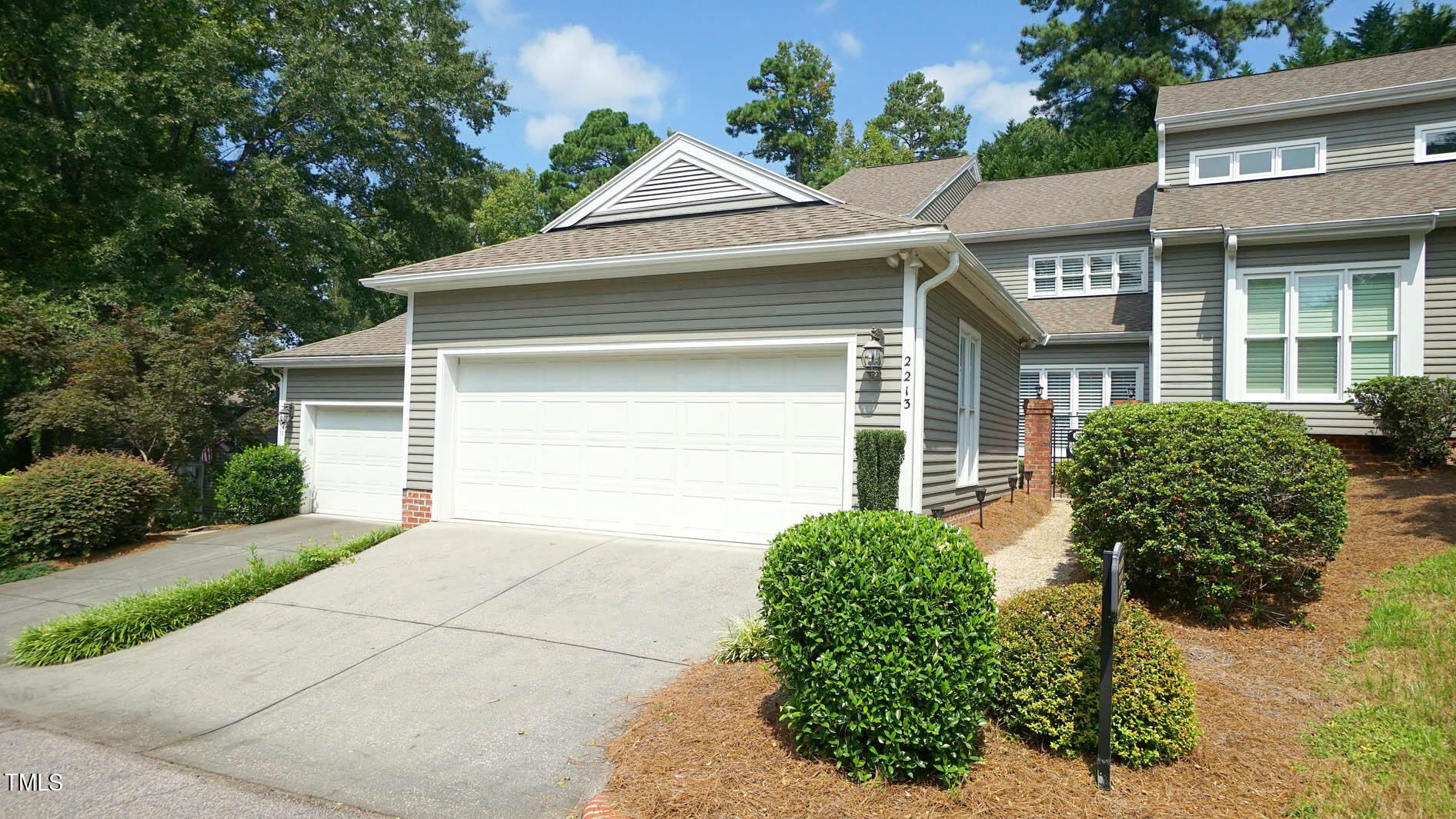 Photo 2 of 28 of 2213 Landings Way townhome