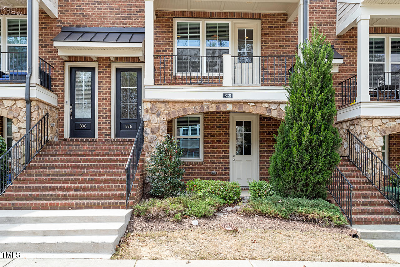 Photo 2 of 37 of 836 Bankston Woods Way townhome