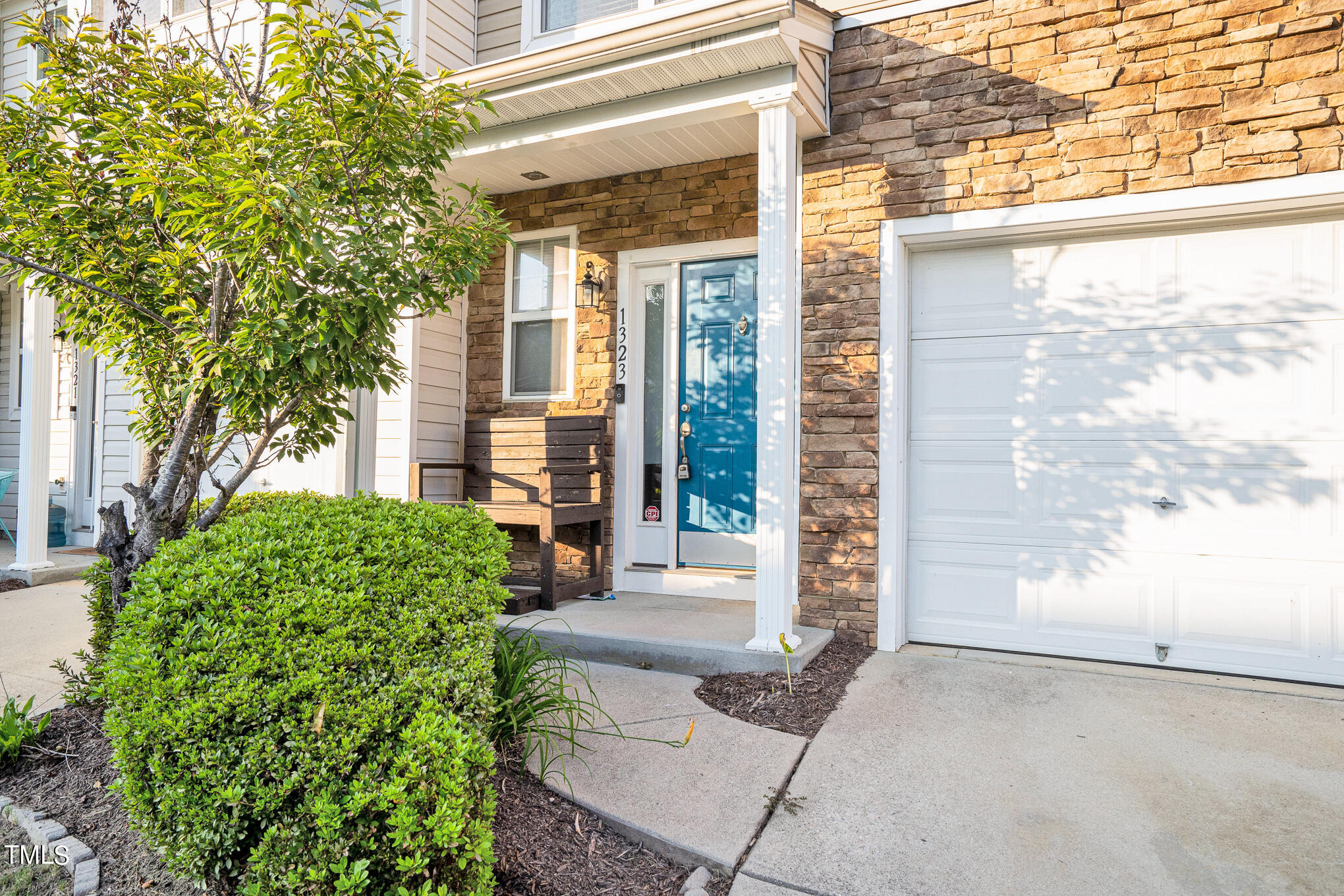 Photo 2 of 19 of 1323 Stone Manor Drive townhome