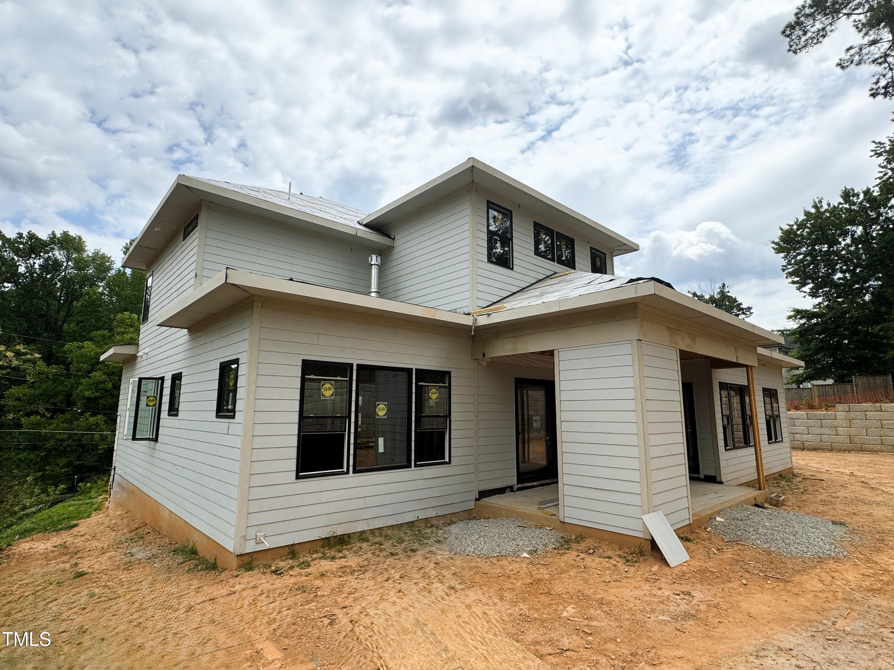 Photo 4 of 26 of 861 Wimbleton Drive house