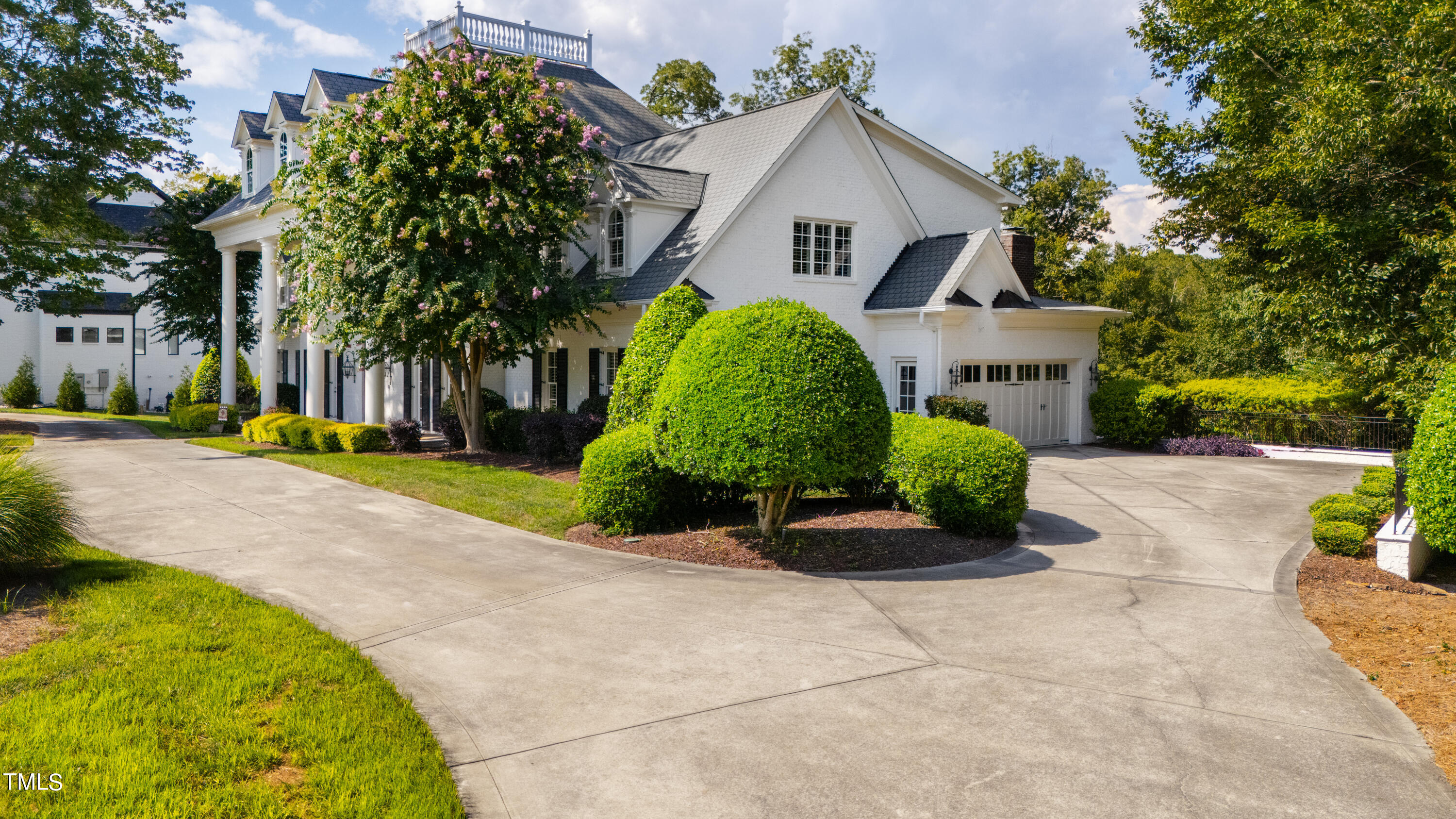 Photo 7 of 100 of 1416 Barony Lake Way house