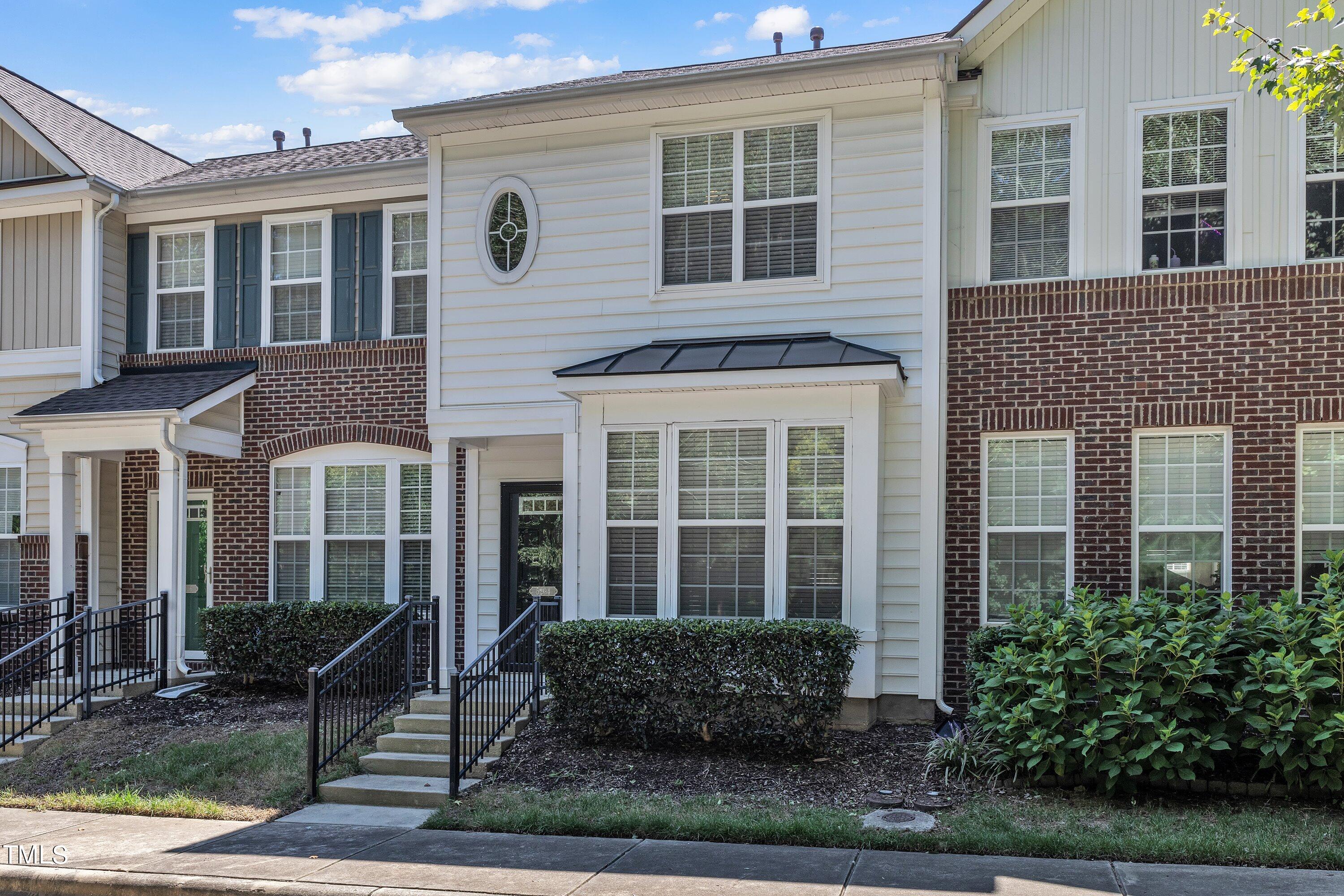 Photo 1 of 42 of 5204 Moonview Court townhome