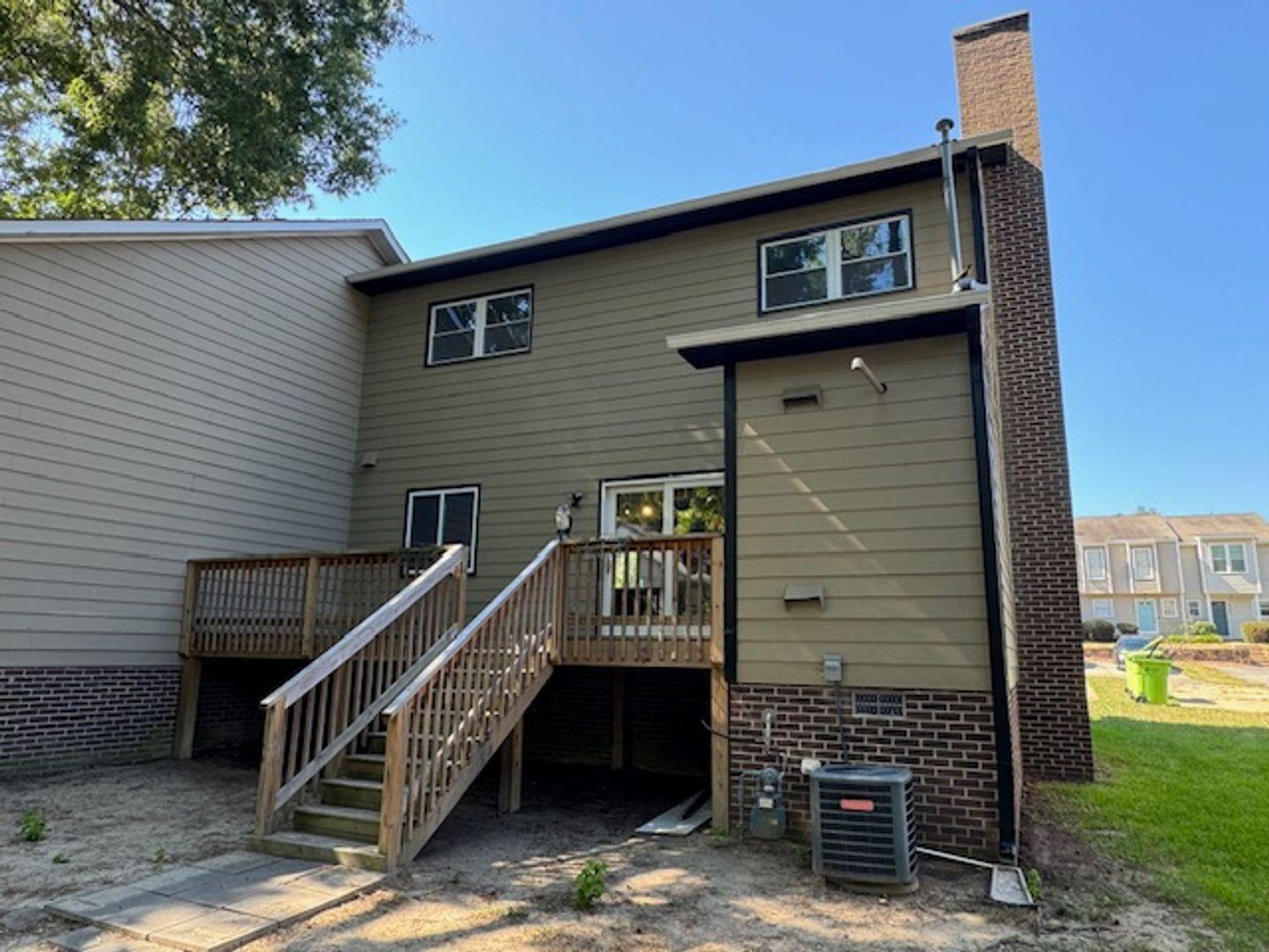 Photo 19 of 22 of 3307 Comstock Road townhome