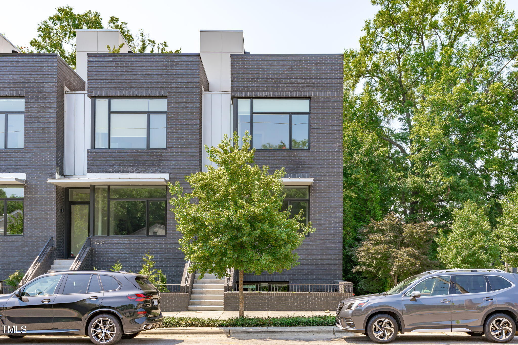 Photo 3 of 49 of 2329 Clark Avenue townhome