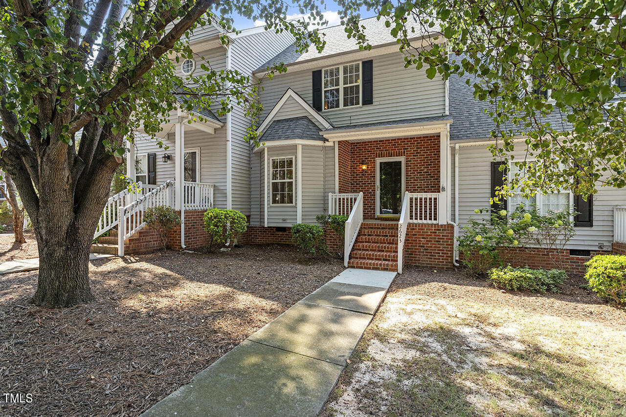 Photo 2 of 30 of 2623 Broad Oaks Place townhome