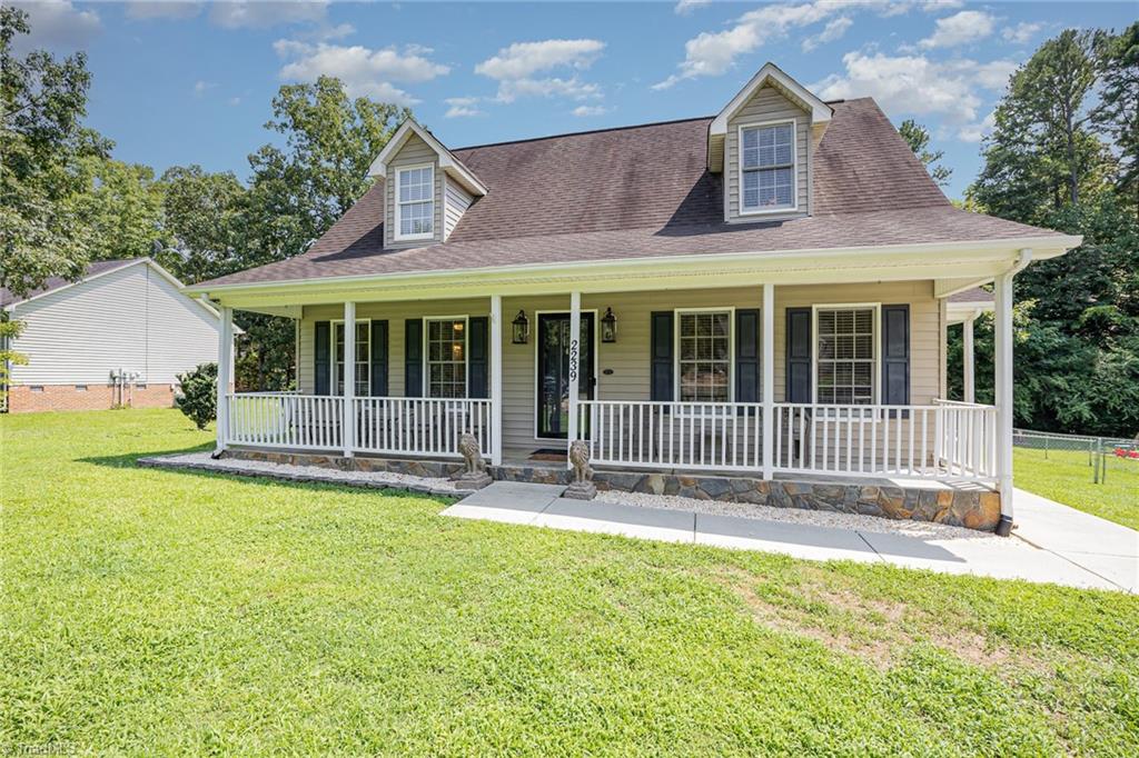 Photo 4 of 29 of 2239 Regency Drive house