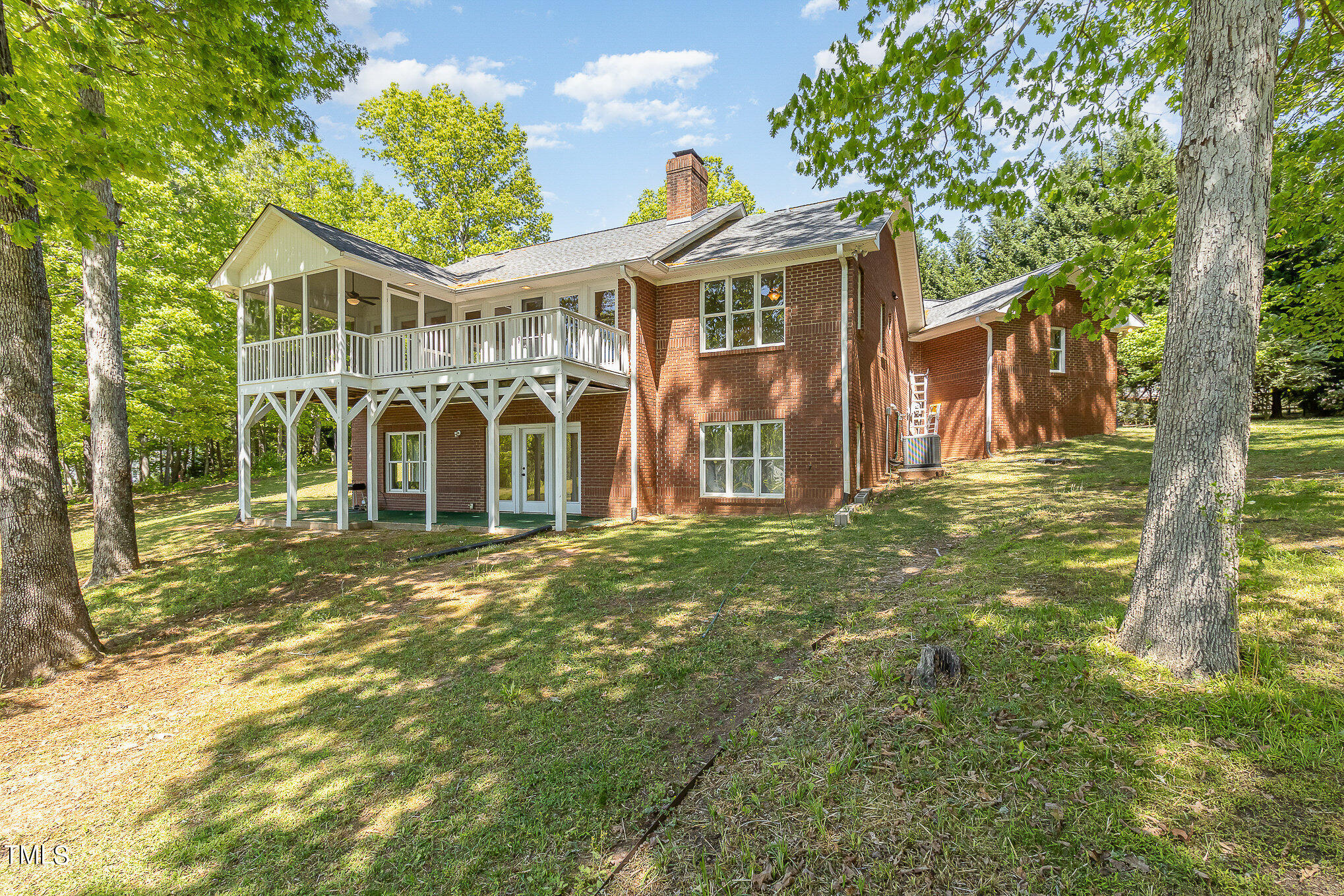 Photo 6 of 32 of 3309 Westcott Circle house