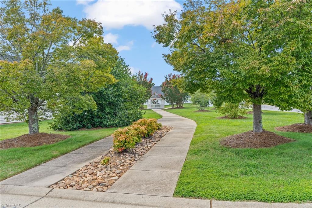 Photo 4 of 41 of 115 Castleton Drive townhome