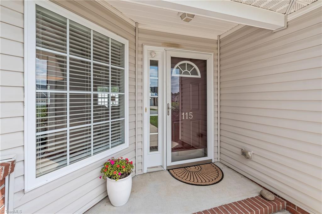 Photo 7 of 41 of 115 Castleton Drive townhome