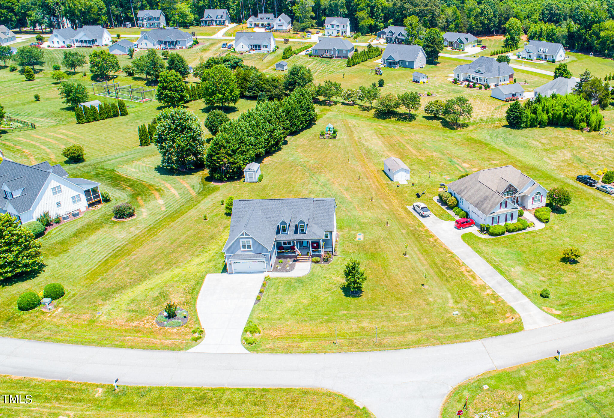 Photo 14 of 30 of 213 Derwin Drive house