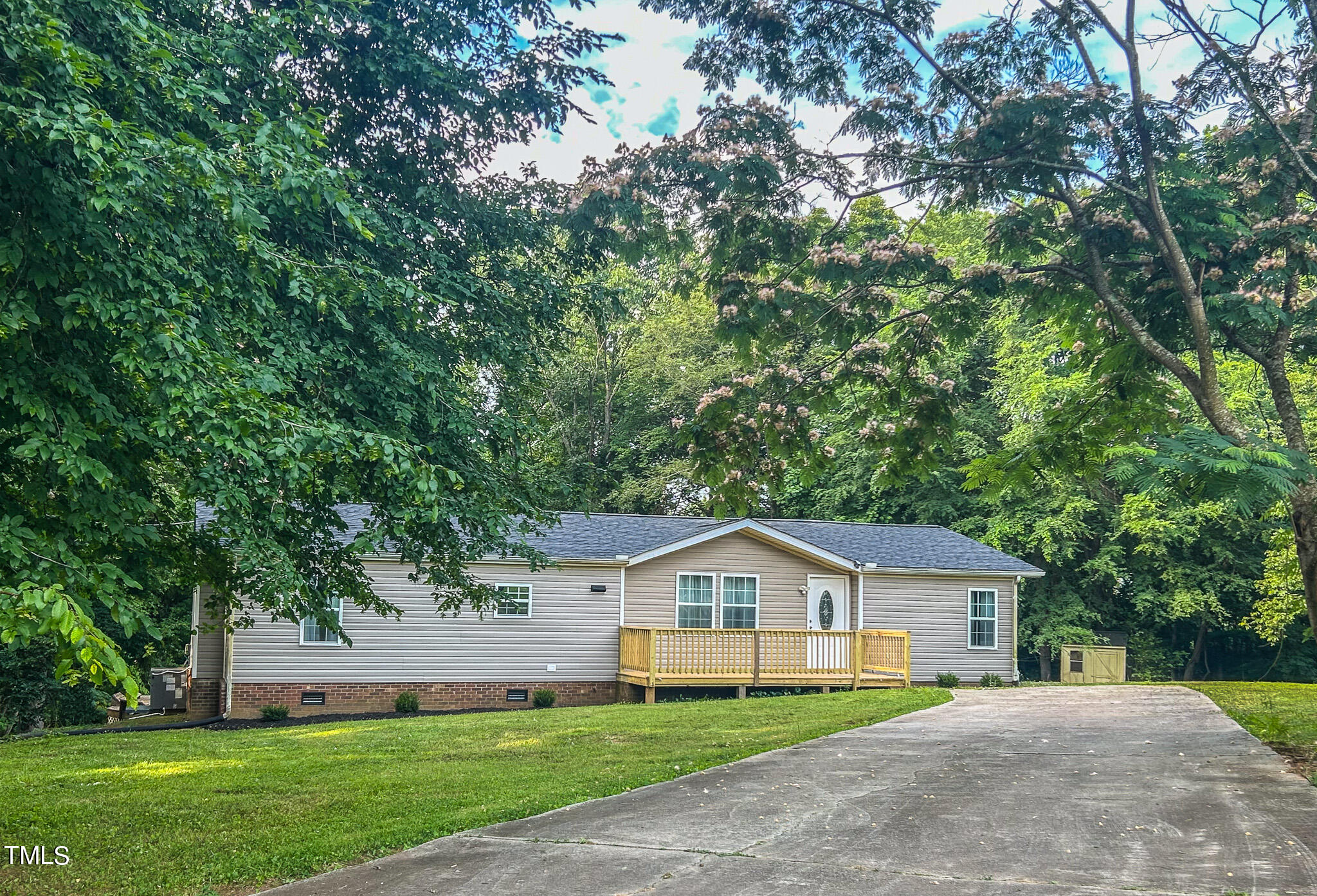 Photo 6 of 33 of 58 Gatewood Road mobile home