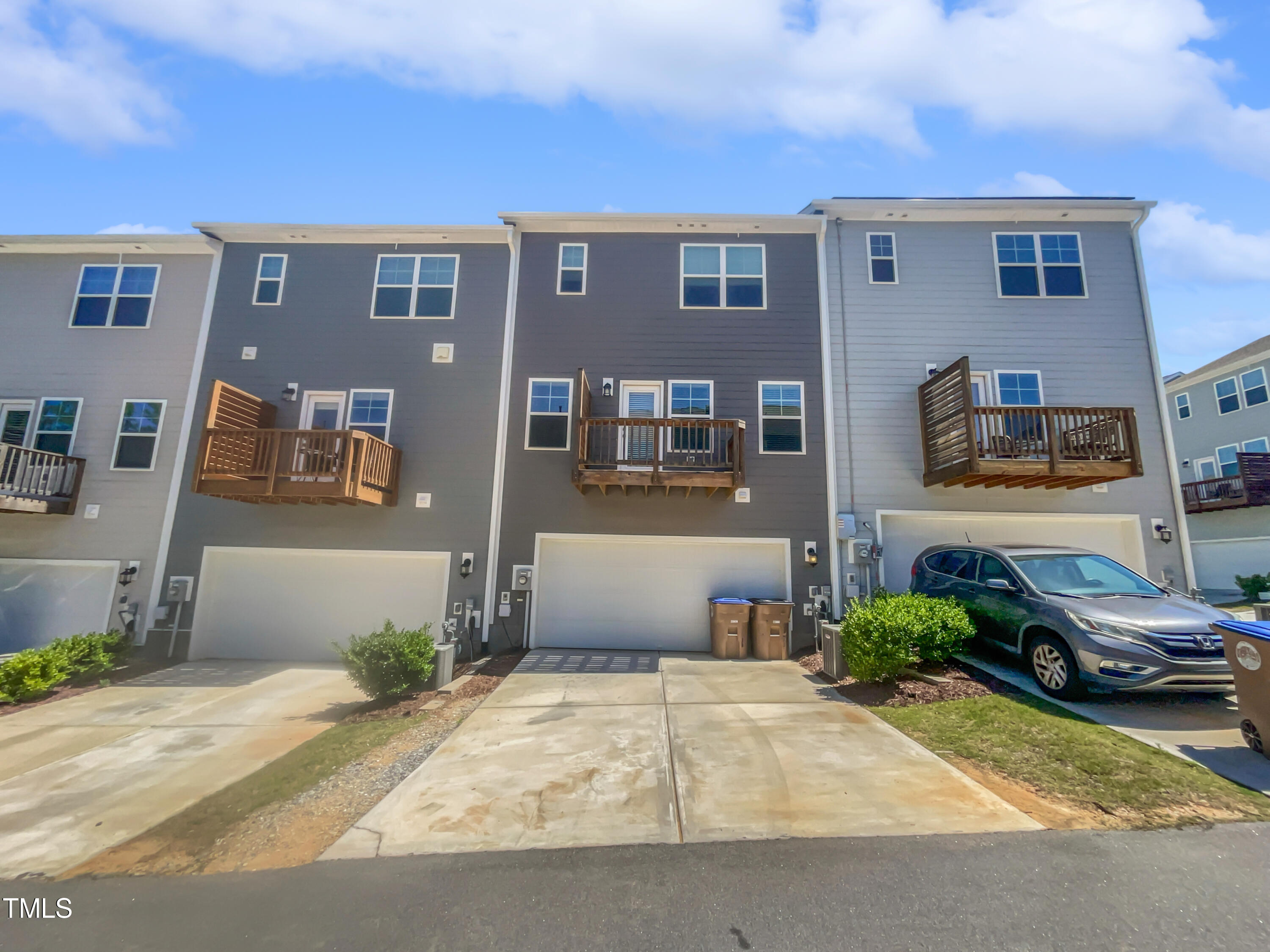 Photo 6 of 24 of 176 Daisy Meadow Lane townhome