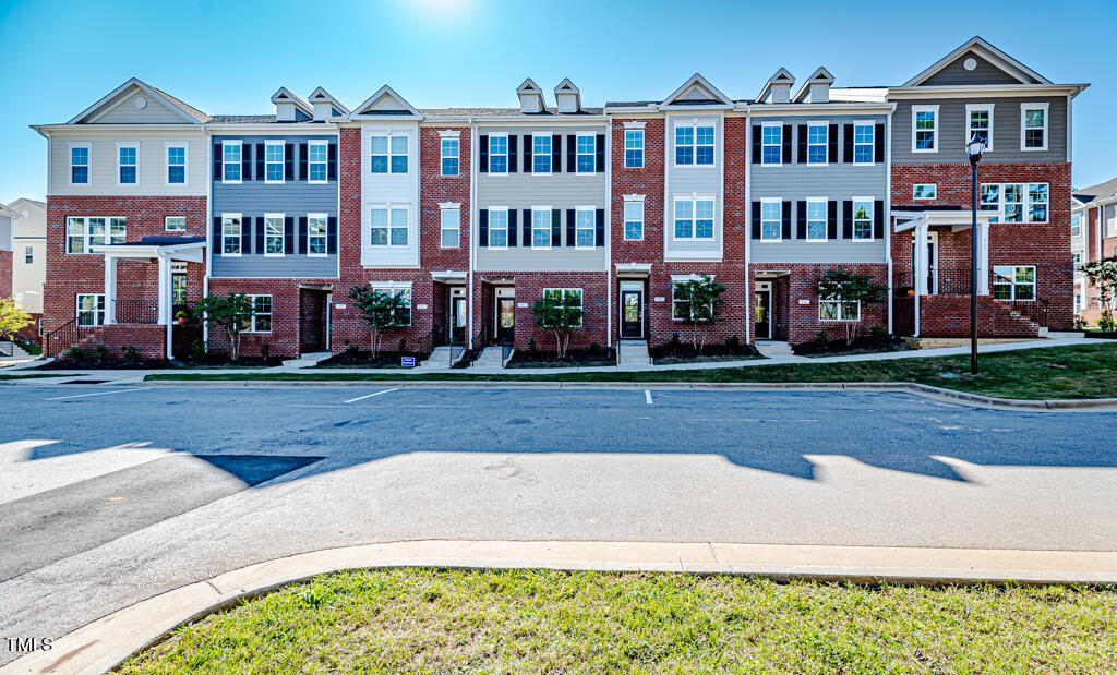 Photo 30 of 31 of 526 Toran Drive townhome