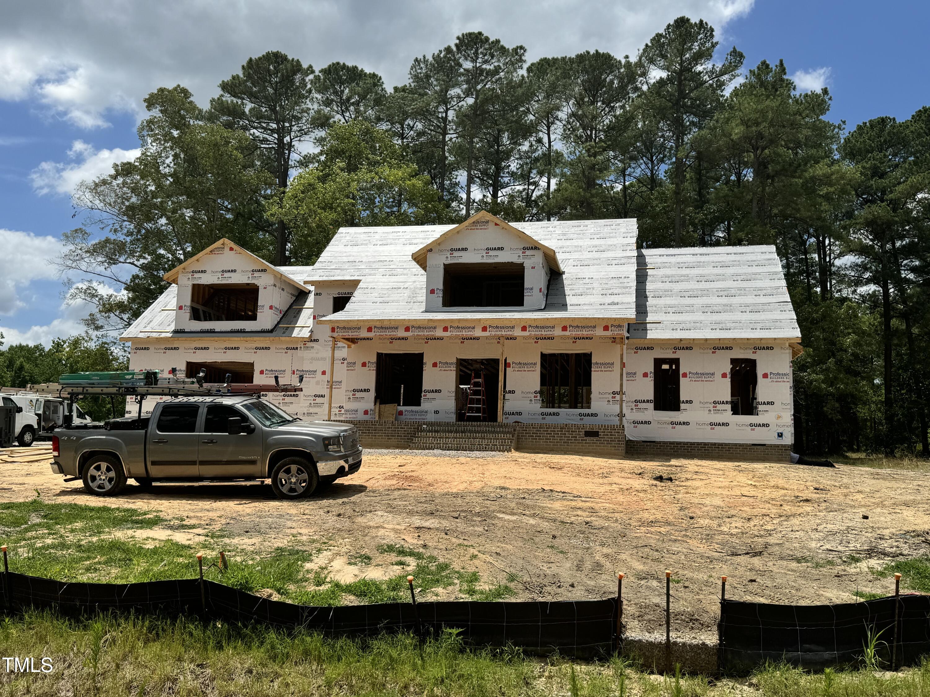 Photo 2 of 2 of 114 Slocum Drive house