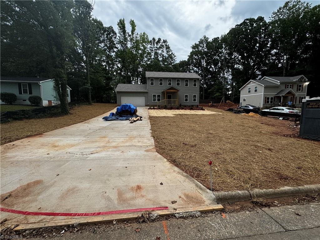 Photo 4 of 30 of 1545 Longview Drive house