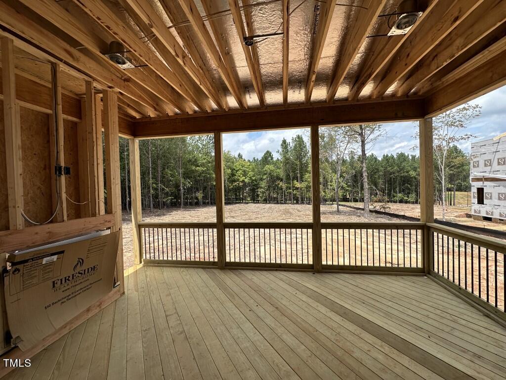 Photo 5 of 9 of 45 Chestnut Oak Drive house