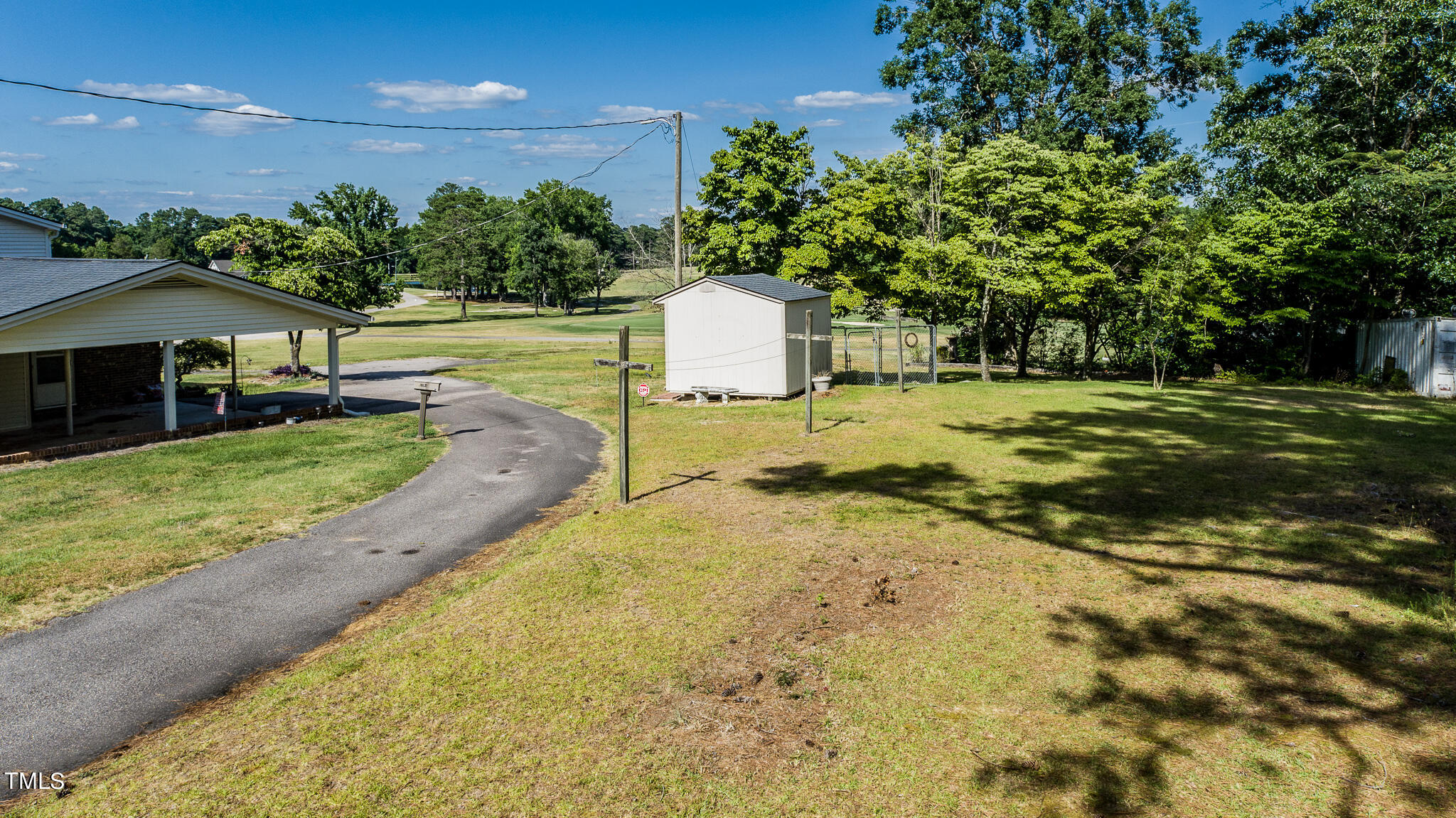 Photo 8 of 43 of 2404 Pearces Road house