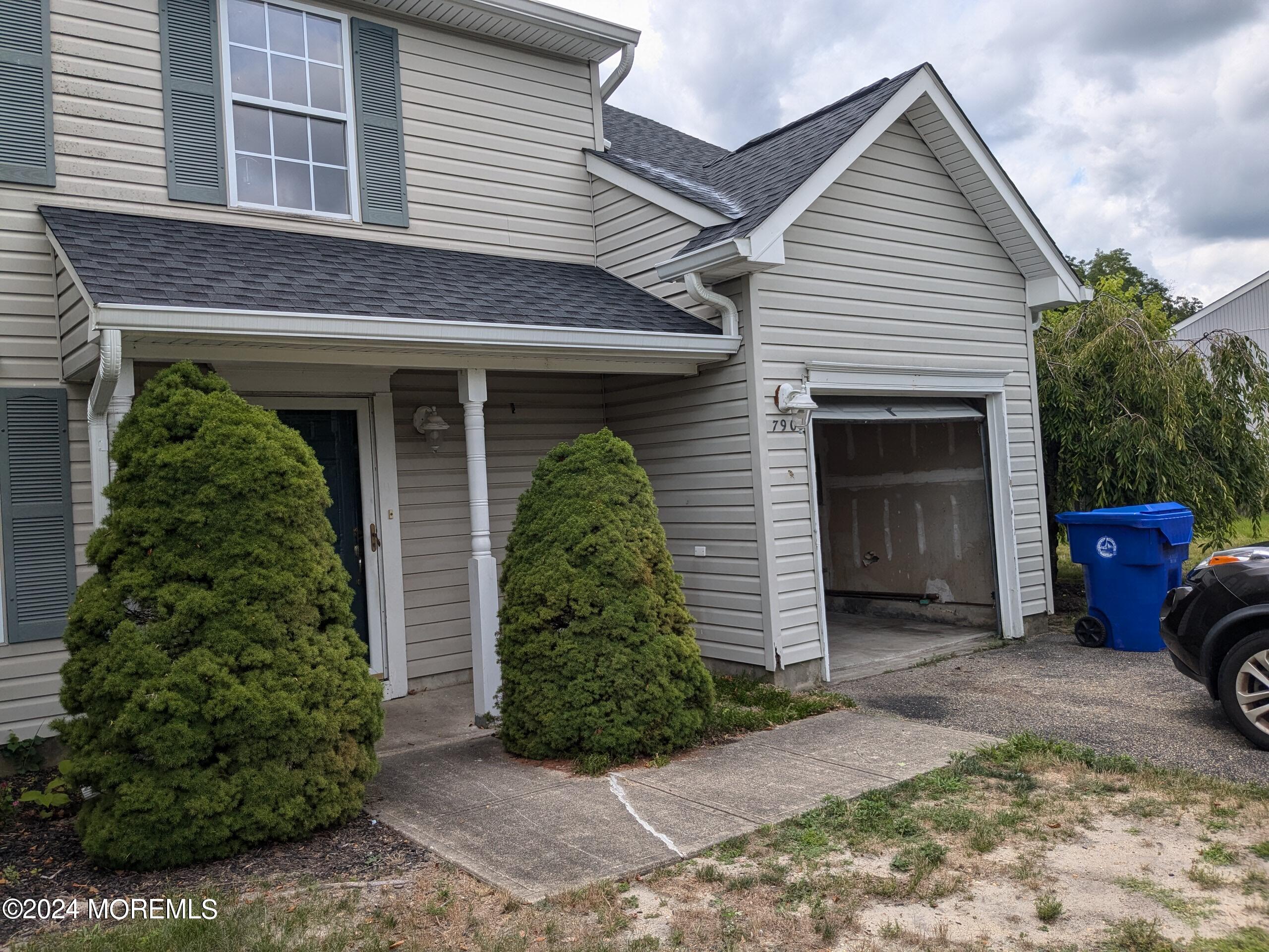 Photo 1 of 1 of 790 Blenheim Drive house