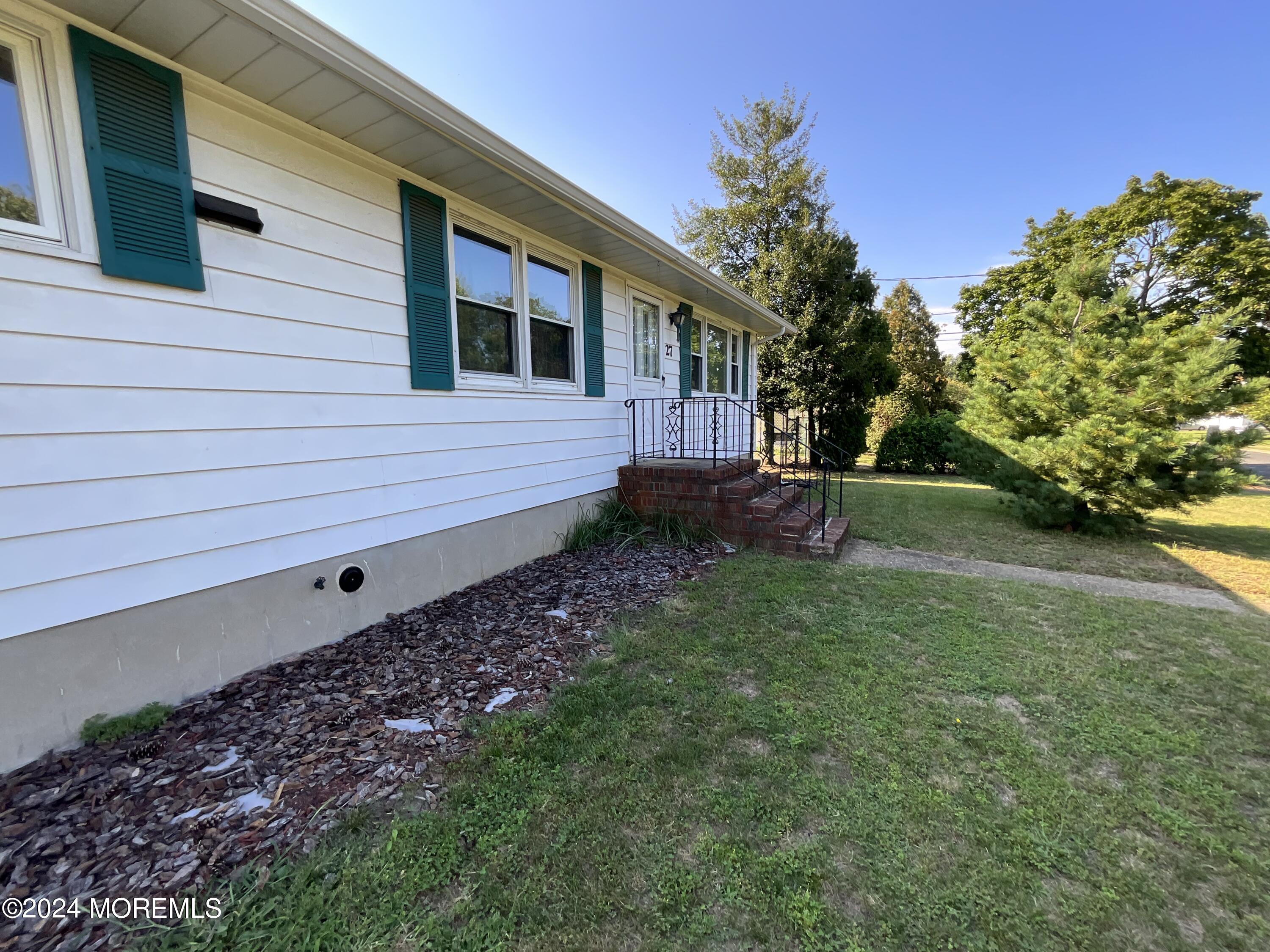 Photo 1 of 19 of 27 Locust Street house