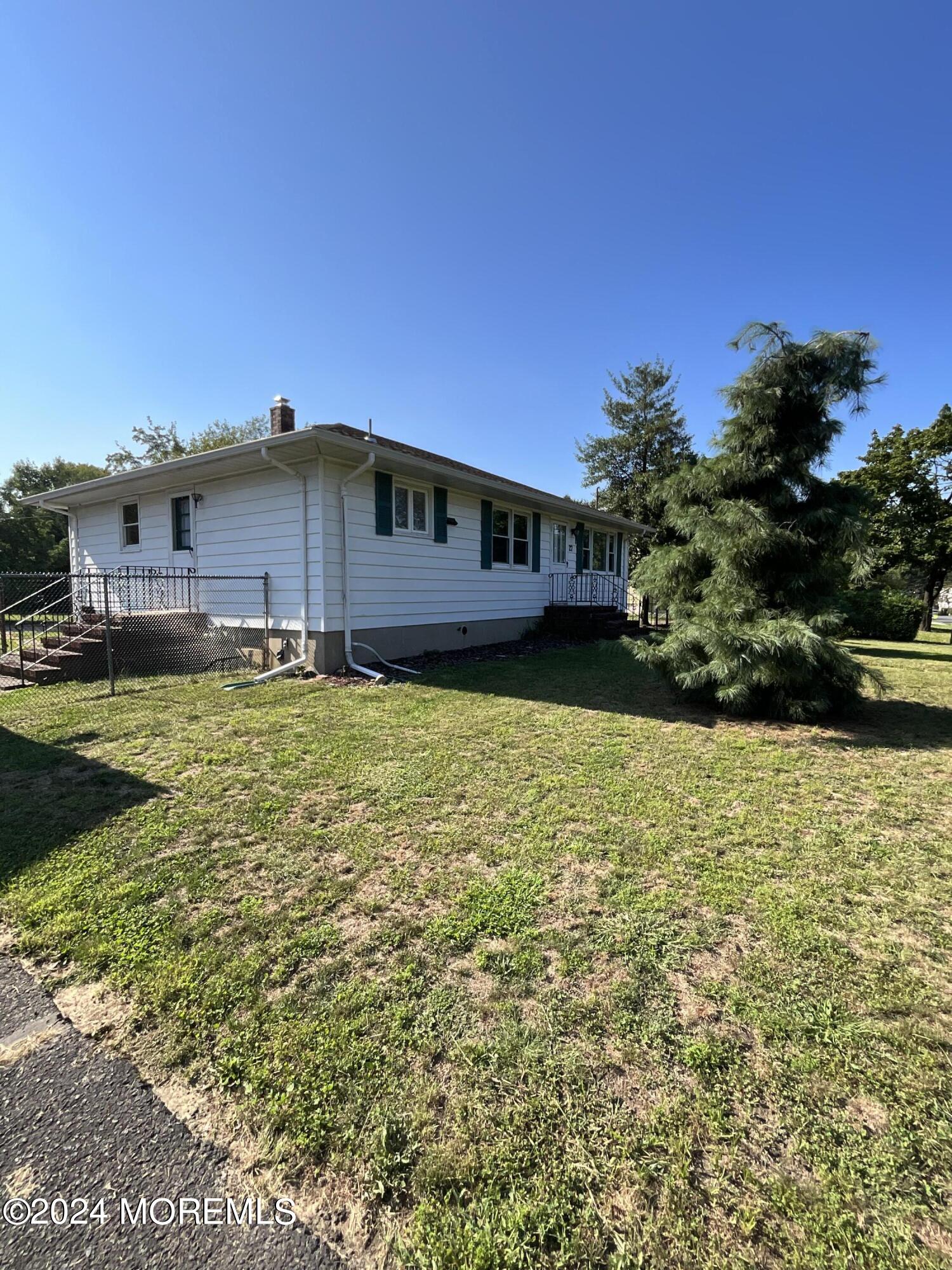 Photo 2 of 19 of 27 Locust Street house