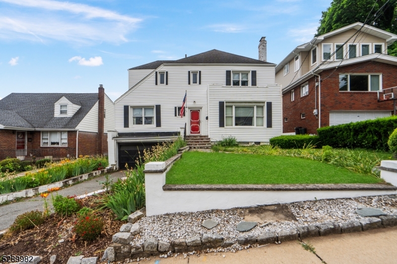 Photo 41 of 41 of 25 Cresthill Ave house