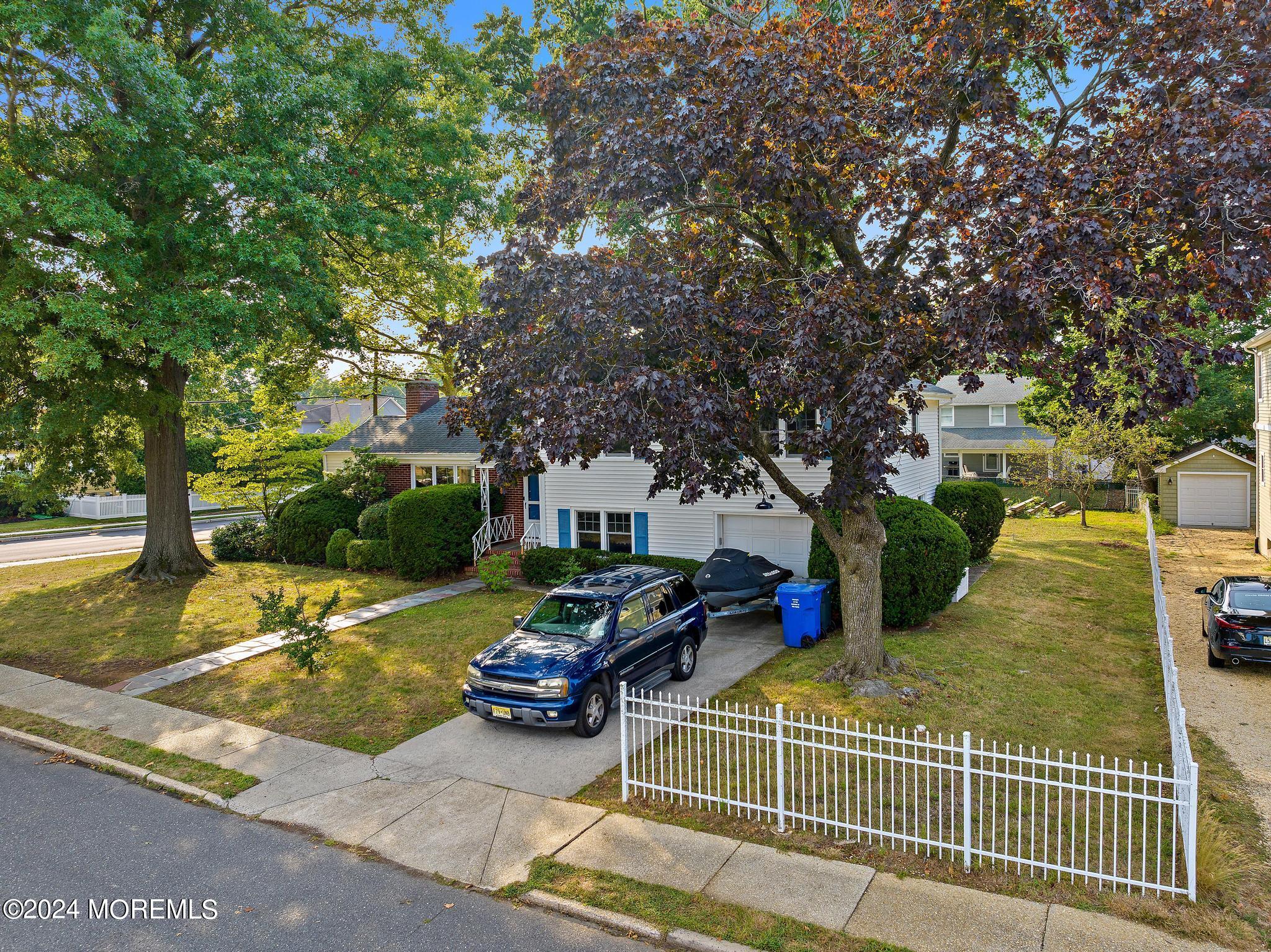 Photo 39 of 40 of 65 Parker Avenue house