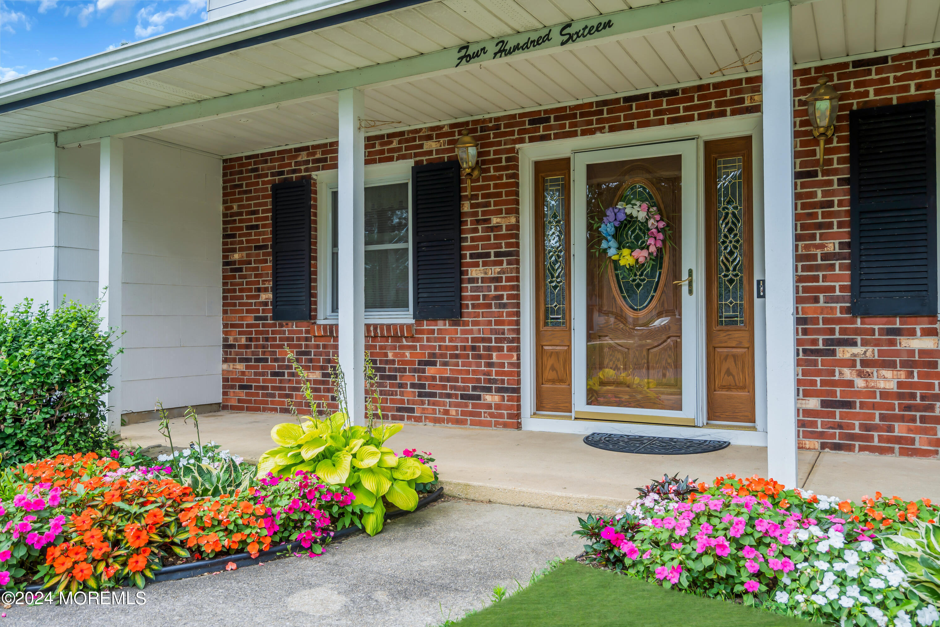 Photo 5 of 39 of 416 Steuben Avenue house