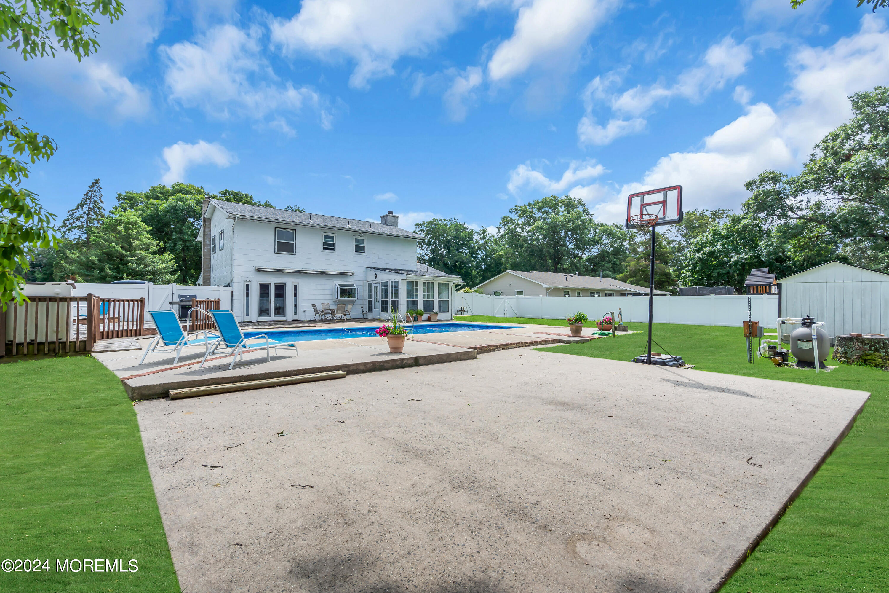 Photo 9 of 39 of 416 Steuben Avenue house