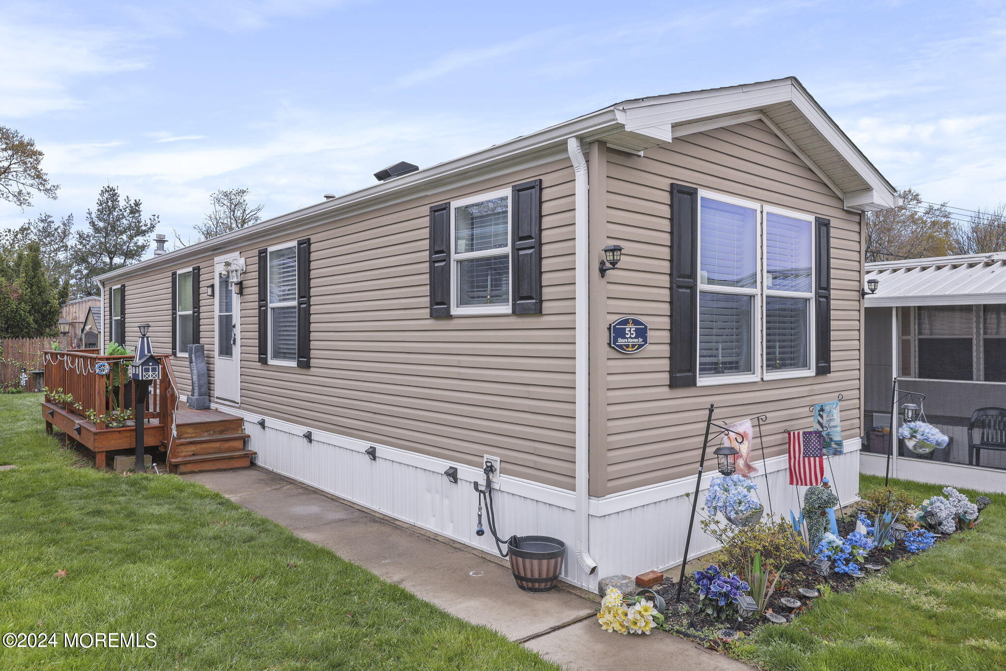Photo 1 of 16 of 55 Shore Haven Park mobile home