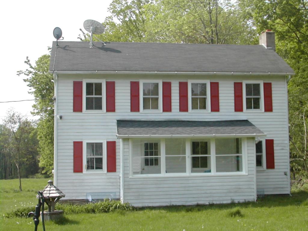 Photo 3 of 3 of 72 Nesbit Terrace house