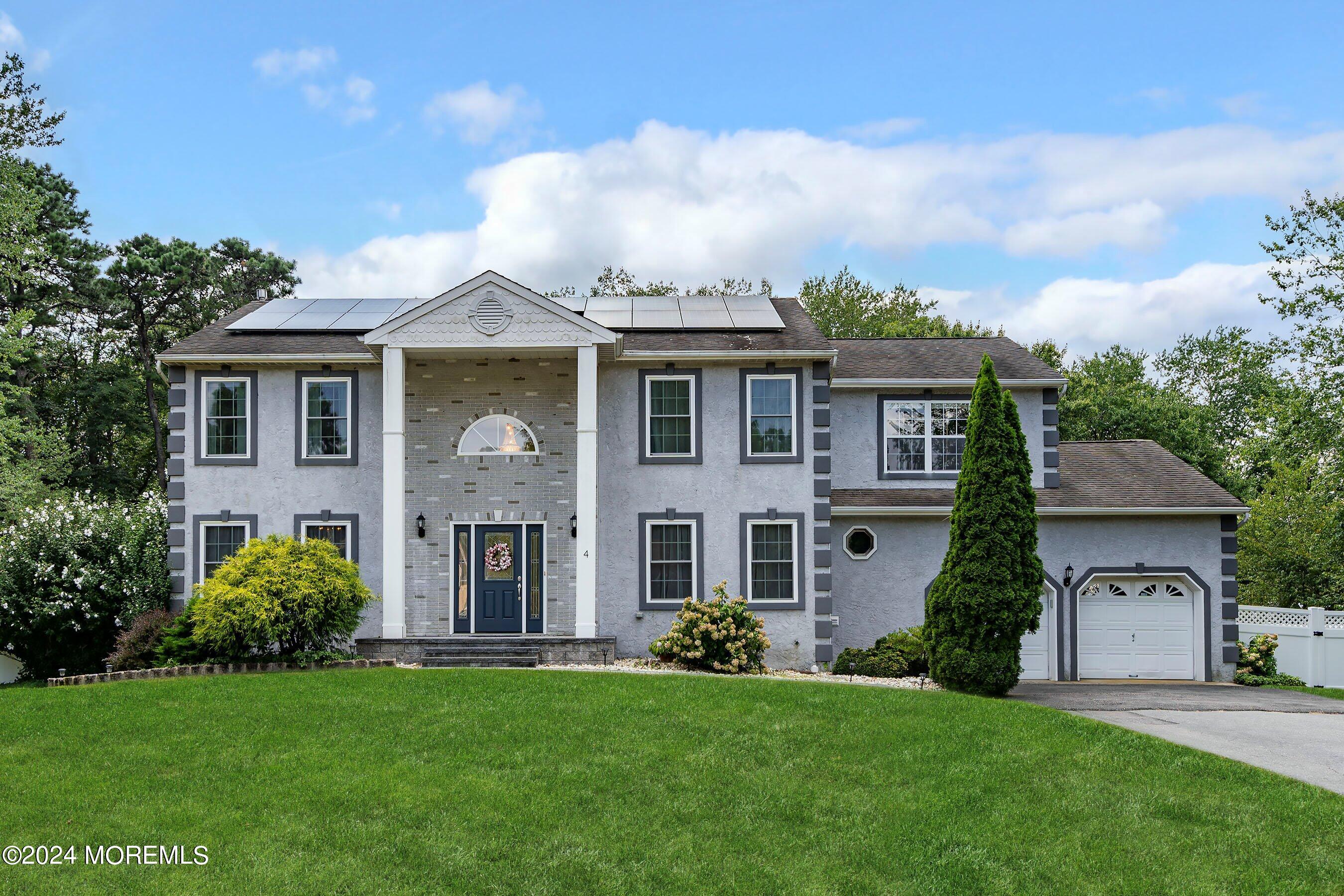 Photo 1 of 37 of 4 Heathwood Avenue house