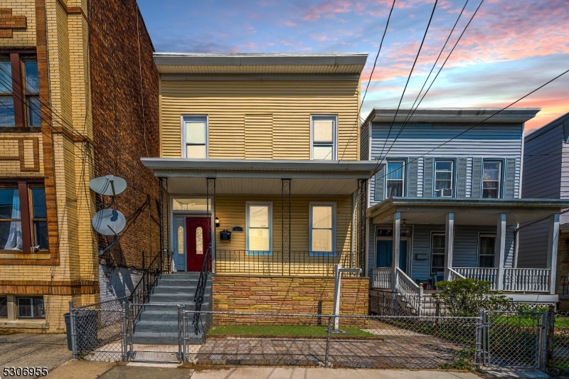 Photo 1 of 39 of 130 Winfield Ave house