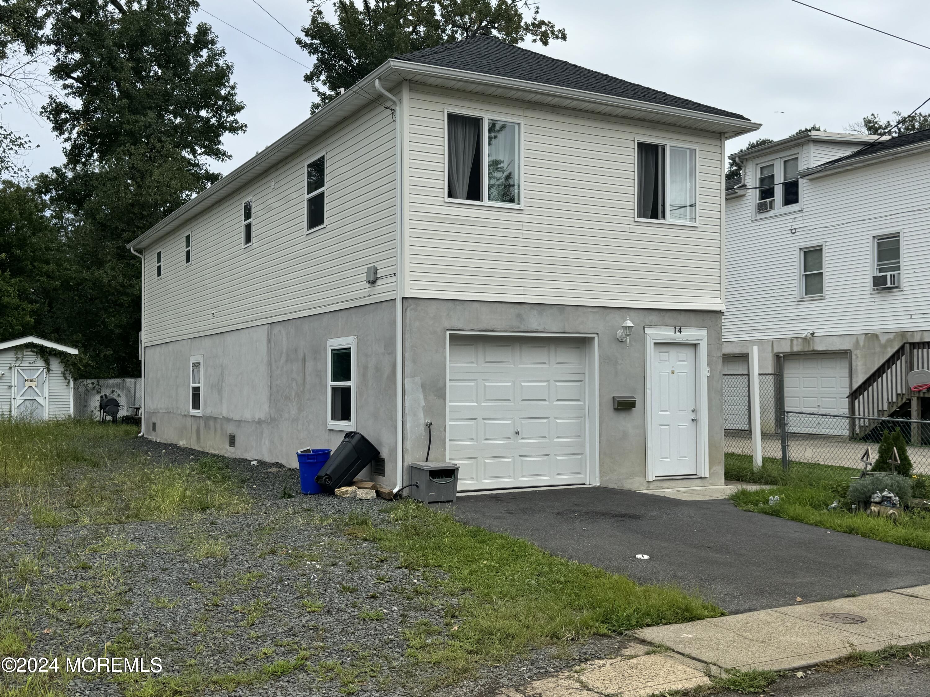 Photo 1 of 34 of 14 Brookside Avenue house