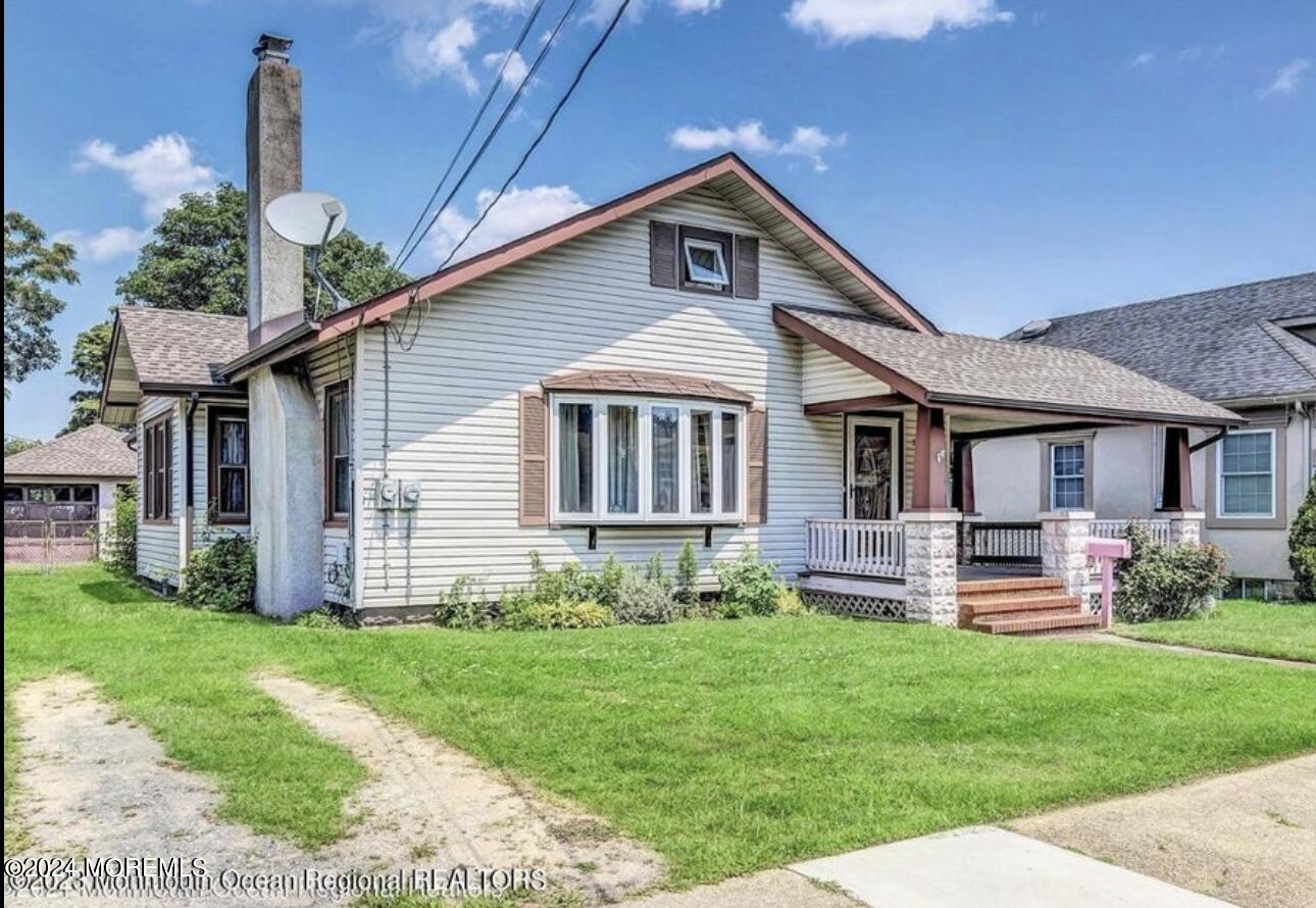 Photo 3 of 14 of 215 Cleveland Avenue house