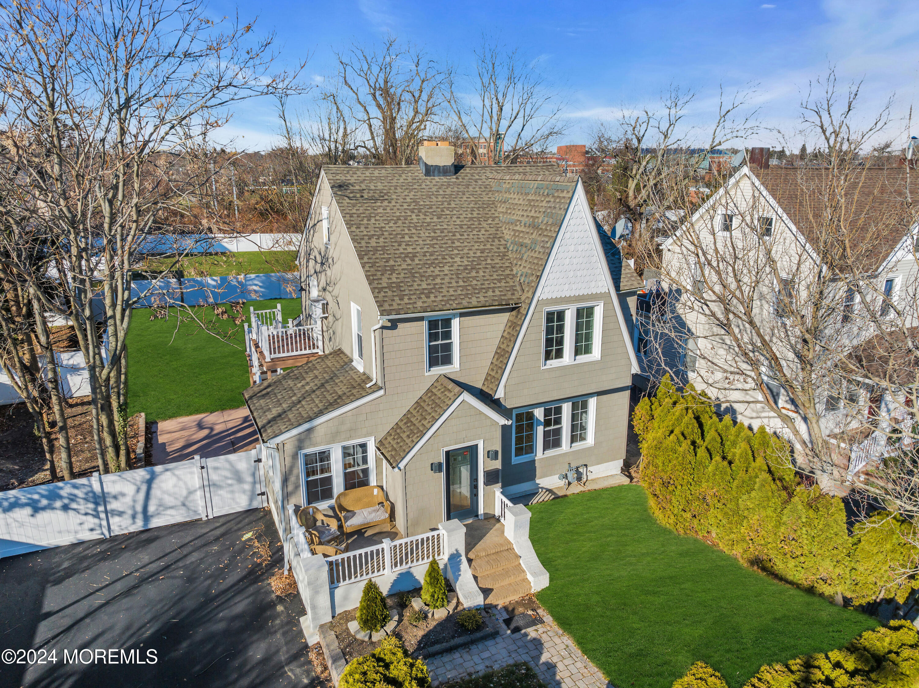 Photo 2 of 45 of 490 Sairs Avenue house