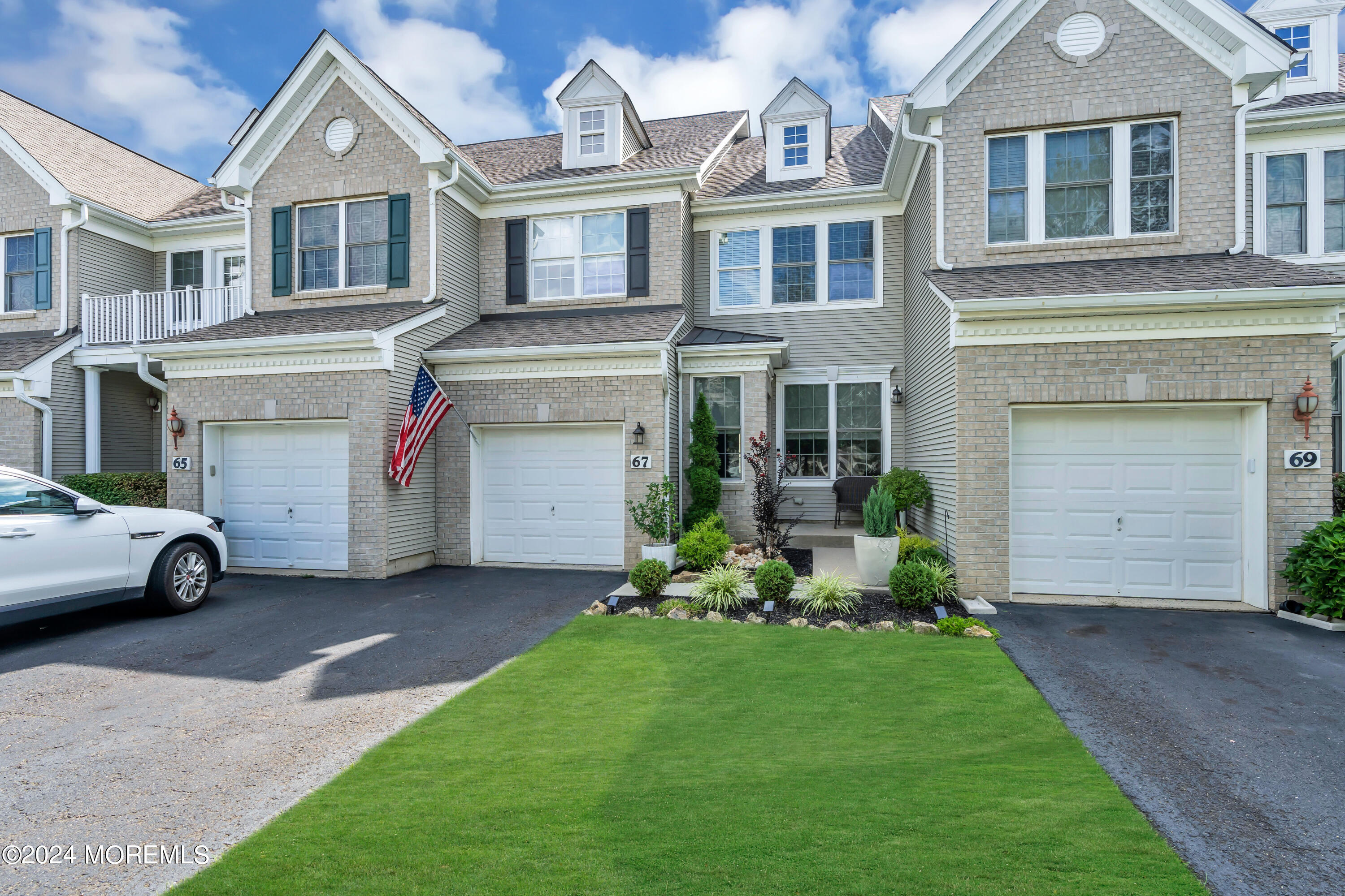 Photo 5 of 43 of 67 Demarest Drive condo