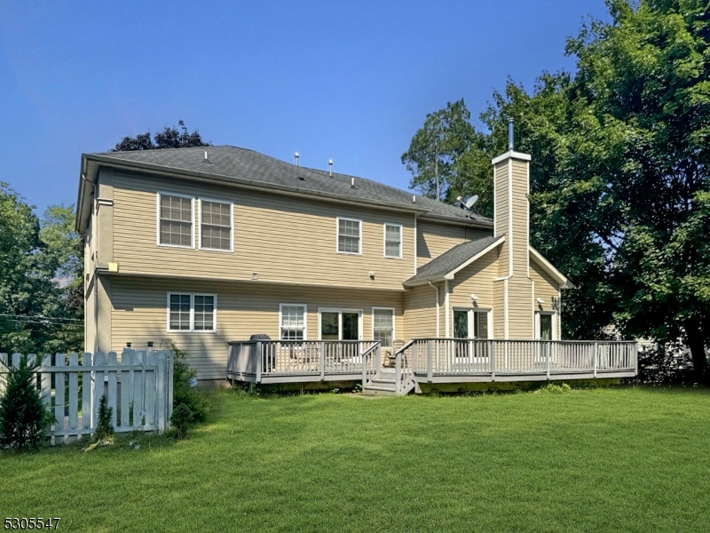 Photo 4 of 24 of 54 Changebridge Rd house