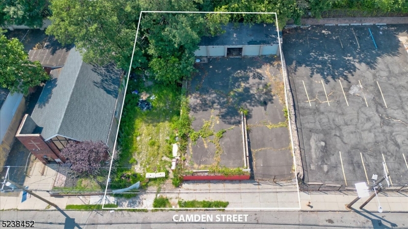 Photo 1 of 7 of 117 Camden St land