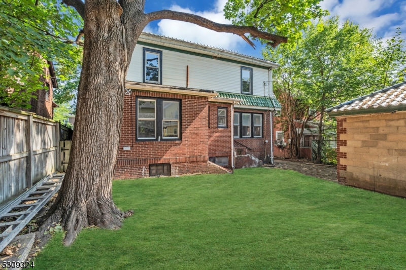 Photo 40 of 41 of 298 Meeker Ave house