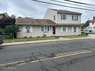 Photo 1 of 43 of 409 Thompson Avenue house