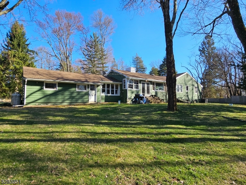 Photo 2 of 7 of 38 Fox Ridge Rd house