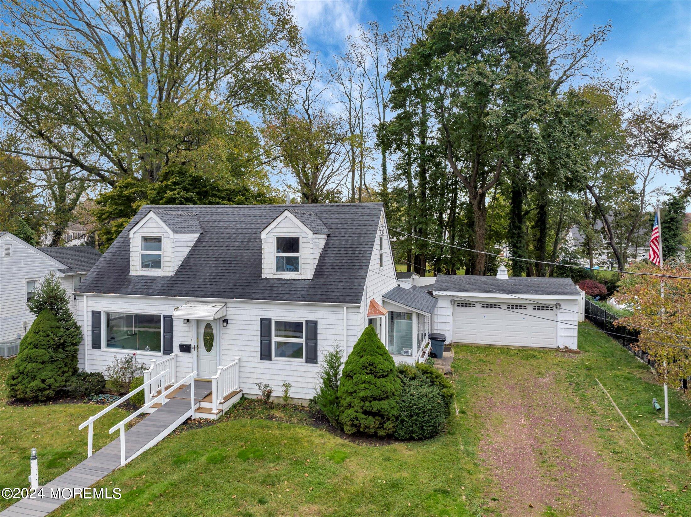 Photo 1 of 29 of 24 Fulton Avenue house